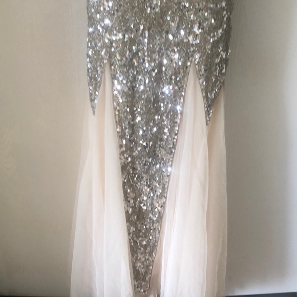 Woman’s Prim Avera homecoming party formal sequin mermaid silver dress - Picture 4 of 13